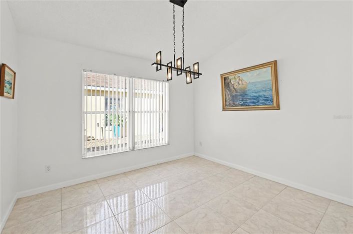 Image No.25-3 Bed Property for sale