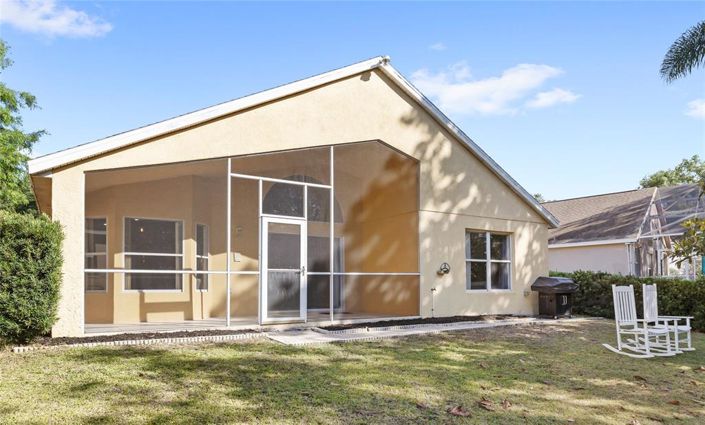 Image No.28-3 Bed Property for sale