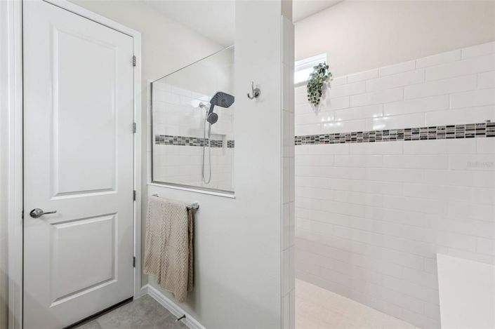 Image No.22-3 Bed Property for sale