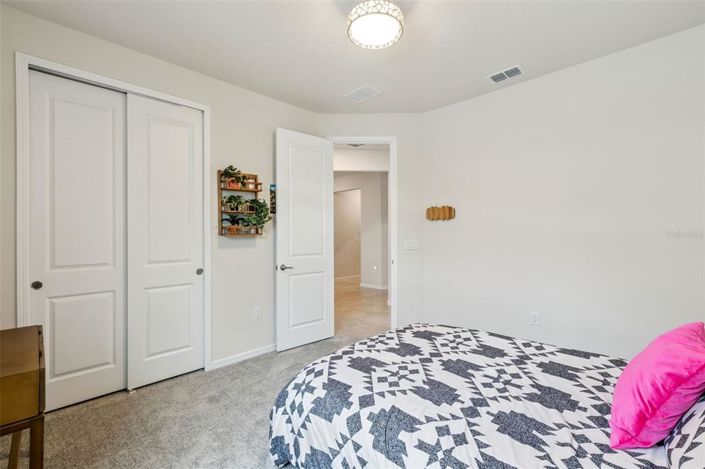 Image No.24-3 Bed Property for sale