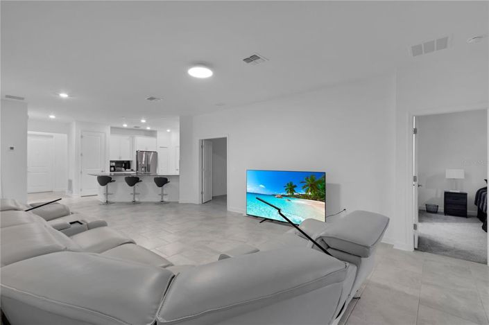 Image No.8-4 Bed Property for sale