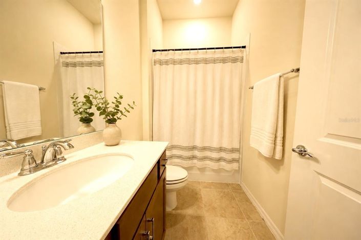 Image No.20-4 Bed Property for sale