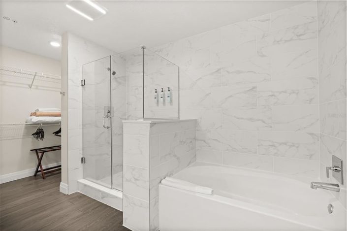 Image No.14-2 Bed Property for sale