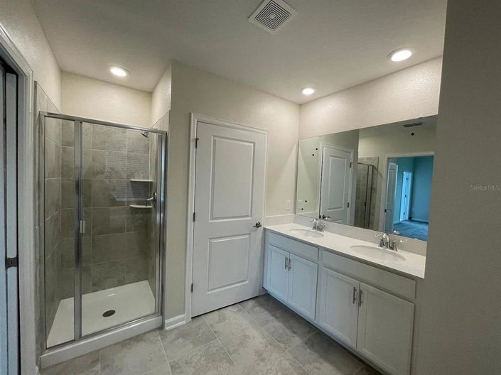 Image No.47-3 Bed Property for sale