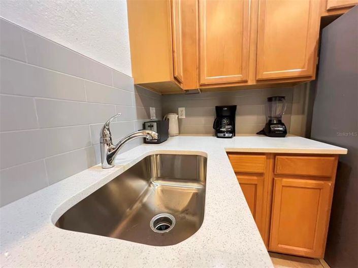 Image No.6-5 Bed Townhouse for sale