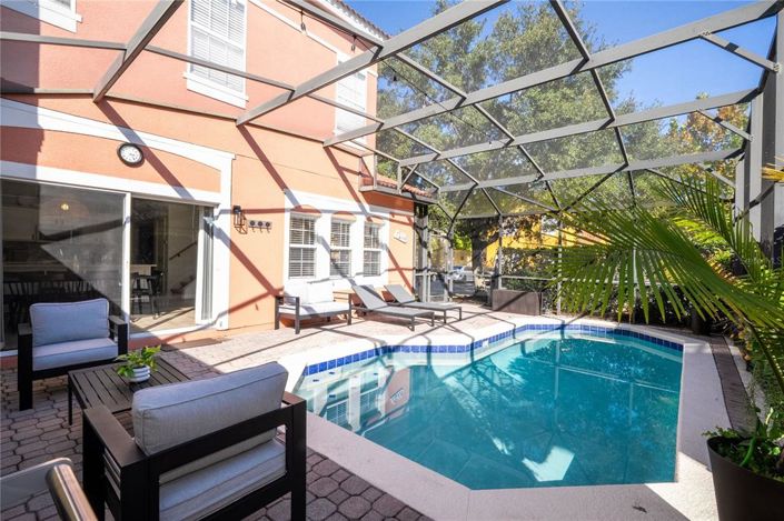 Image No.45-4 Bed Townhouse for sale