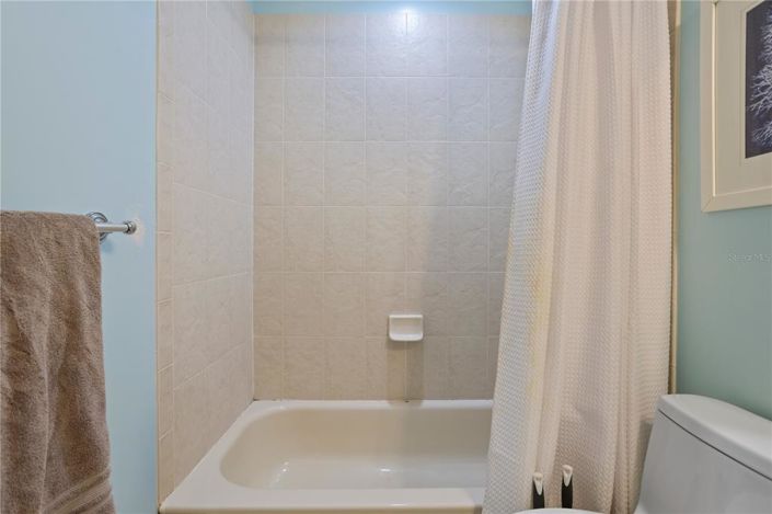 Image No.46-5 Bed Property for sale