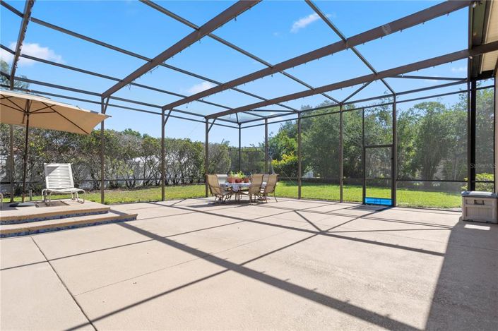 Image No.57-5 Bed Property for sale