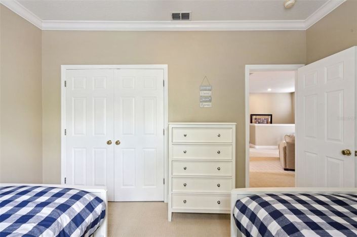 Image No.31-5 Bed Property for sale