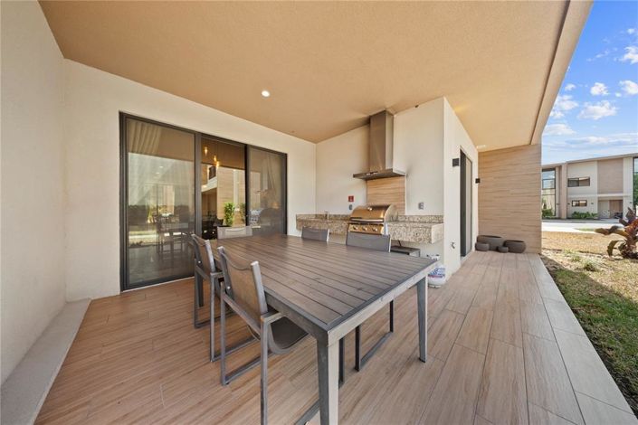 Image No.45-4 Bed Townhouse for sale