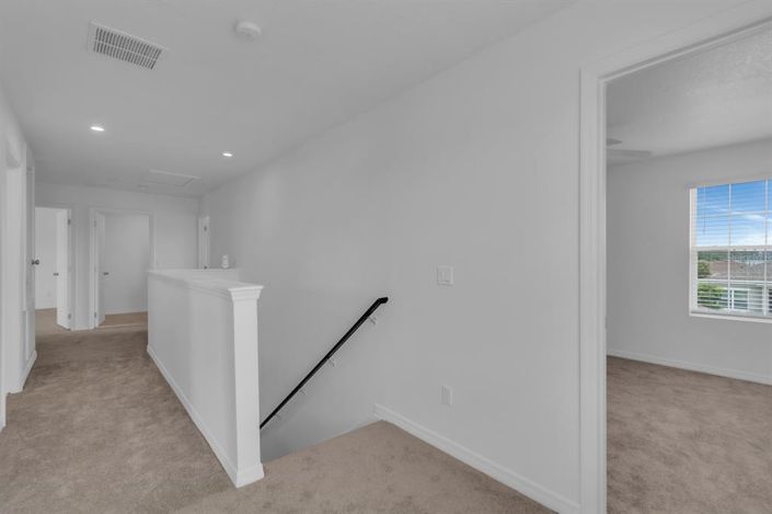 Image No.22-5 Bed Property for sale