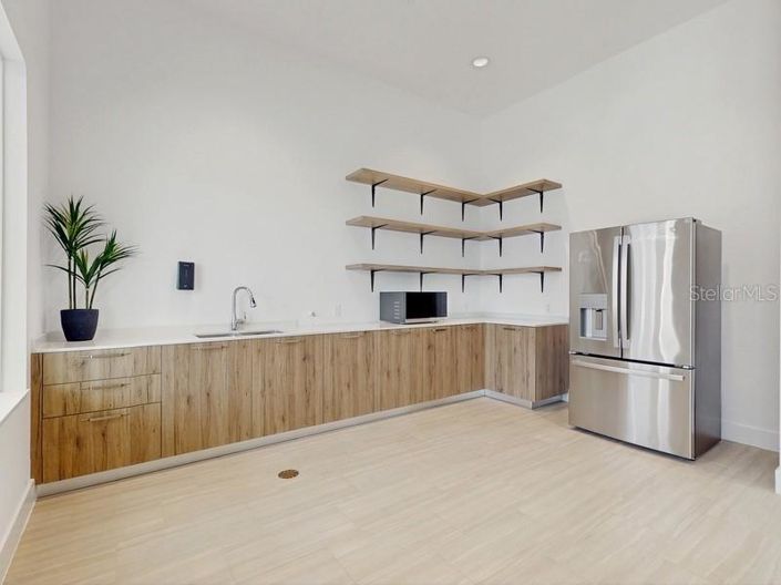 Image No.38-4 Bed Townhouse for sale