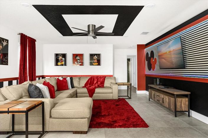 Image No.53-6 Bed Property for sale