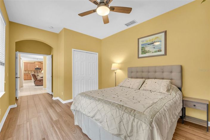 Image No.46-5 Bed Property for sale