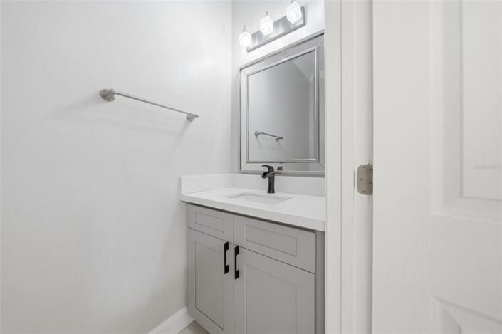 Image No.48-5 Bed Property for sale