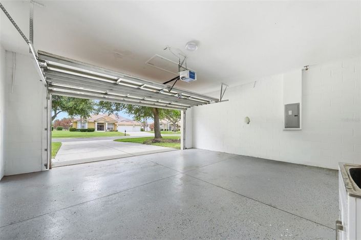Image No.51-5 Bed Property for sale