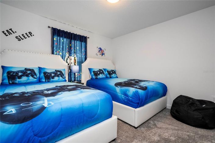 Image No.40-4 Bed Townhouse for sale