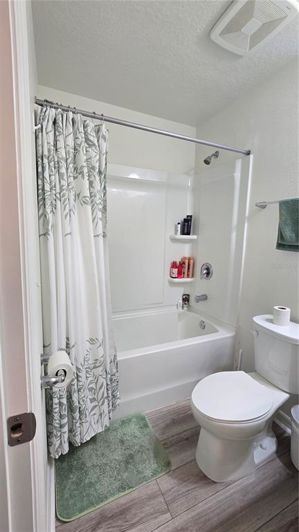 Image No.40-3 Bed Townhouse for sale