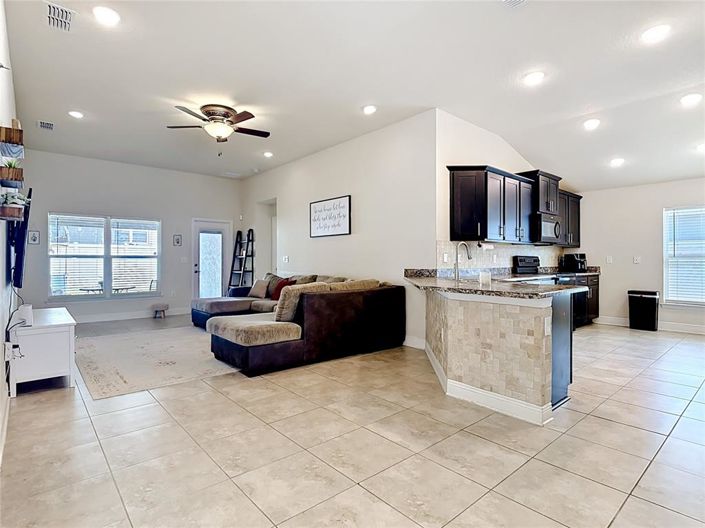 Image No.18-Propriété de 4 chambres à vendre à Haines City