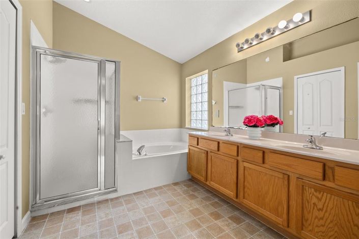 Image No.33-3 Bed Property for sale