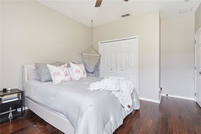 Image No.37-4 Bed Property for sale