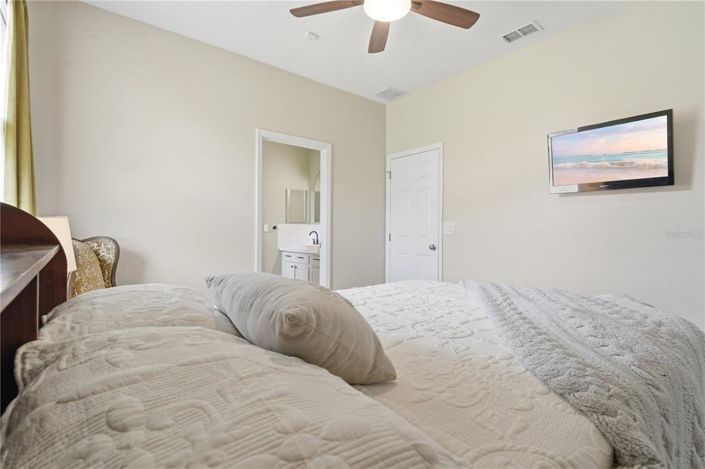 Image No.44-4 Bed Property for sale