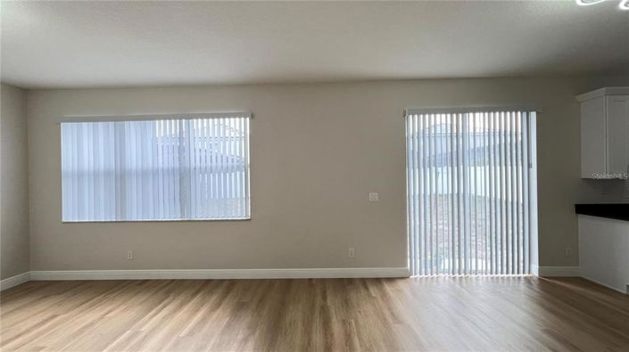 Image No.11-4 Bed Property for sale