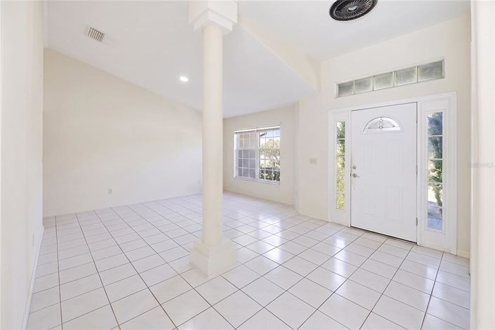 Image No.4-4 Bed Property for sale