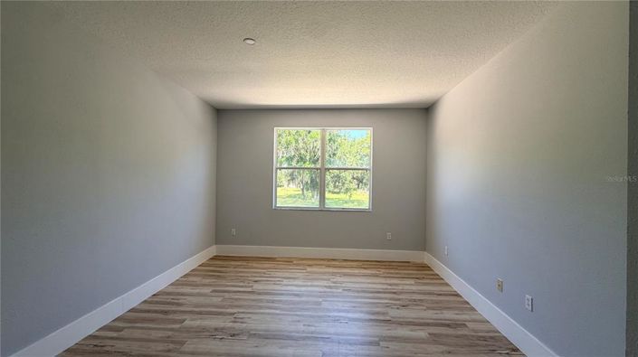Image No.21-5 Bed Property for sale