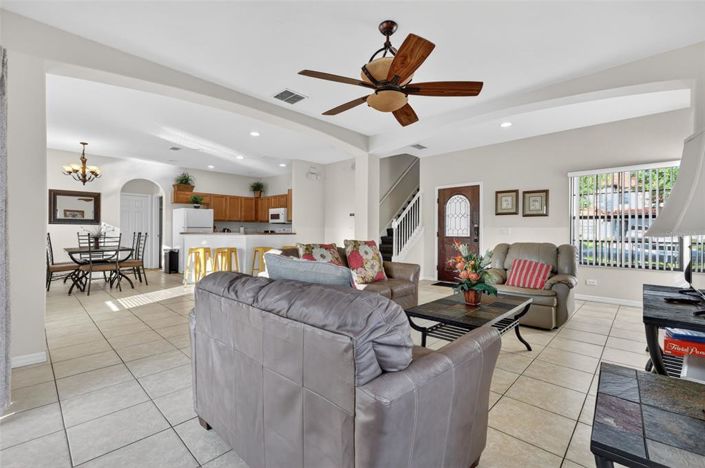 Image No.7-4 Bed Property for sale