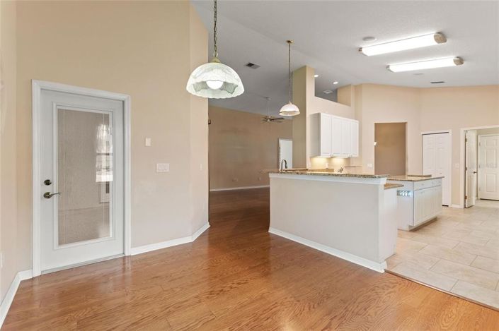 Image No.20-2 Bed Property for sale