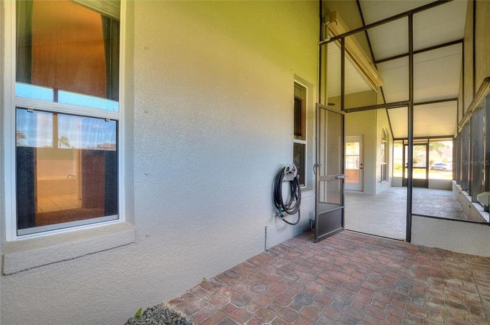 Image No.34-2 Bed Property for sale