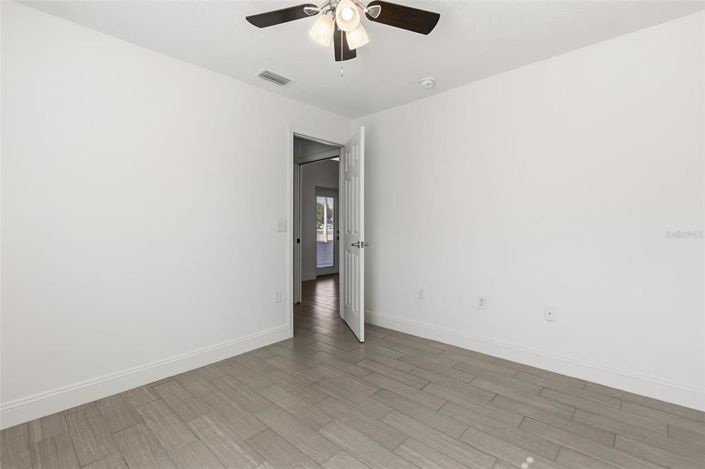 Image No.17-3 Bed Property for sale