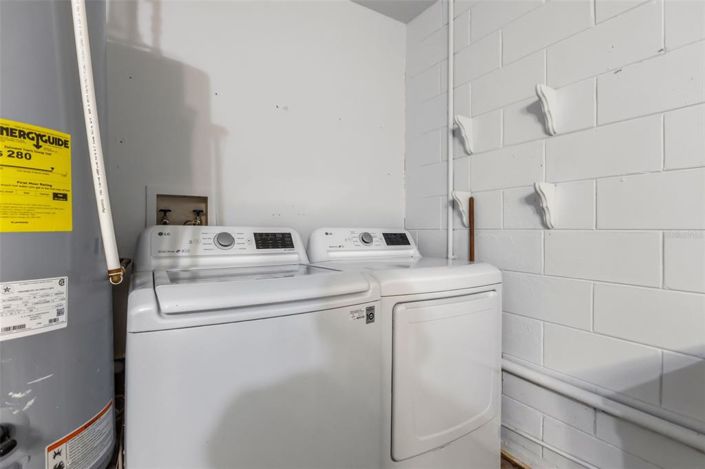Image No.24-3 Bed Property for sale