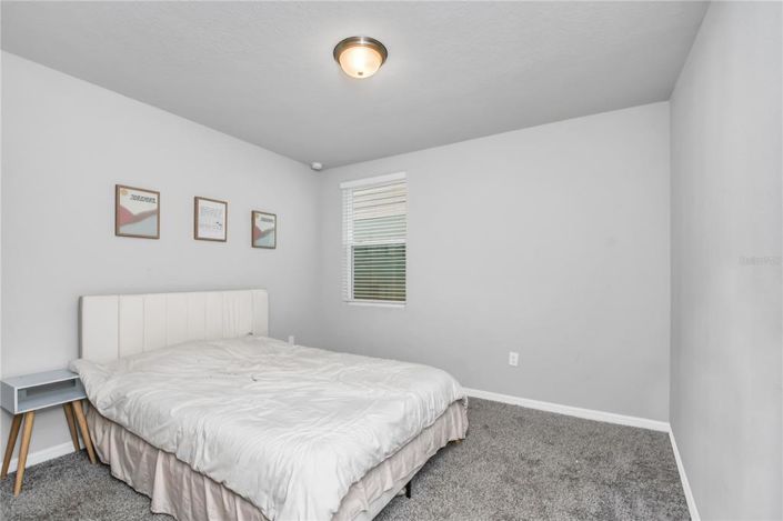 Image No.12-4 Bed Property for sale