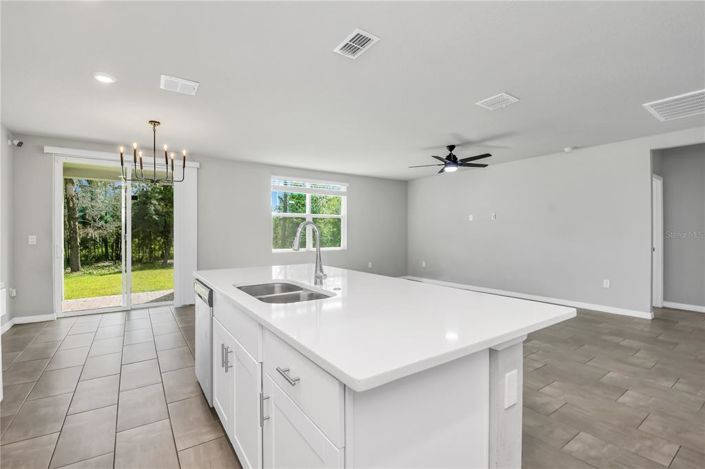 Image No.3-4 Bed Property for sale