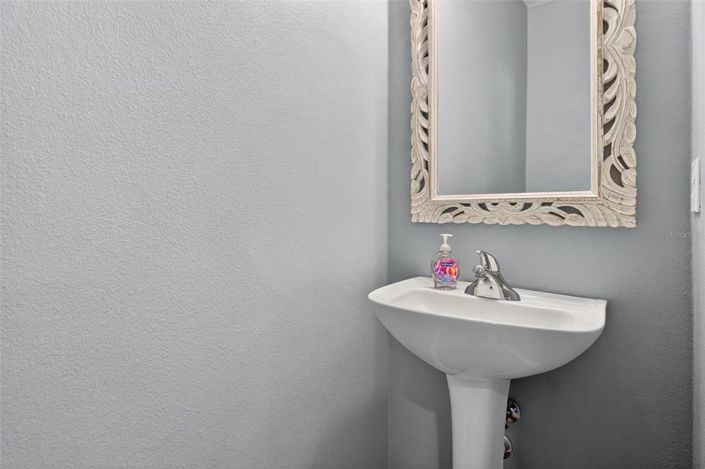 Image No.18-4 Bed Property for sale