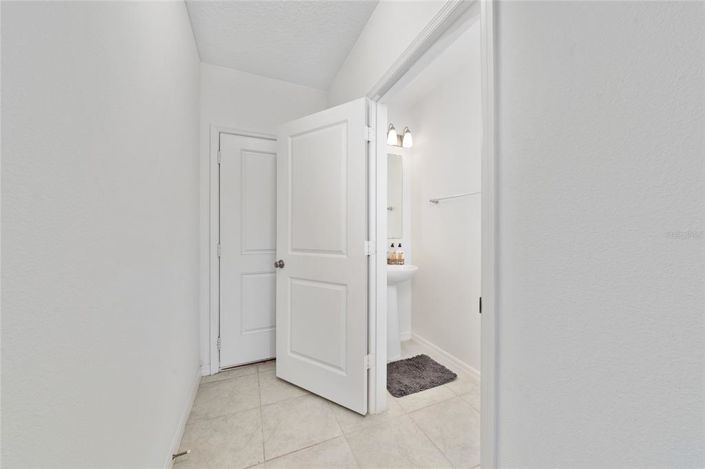Image No.4-3 Bed Townhouse for sale