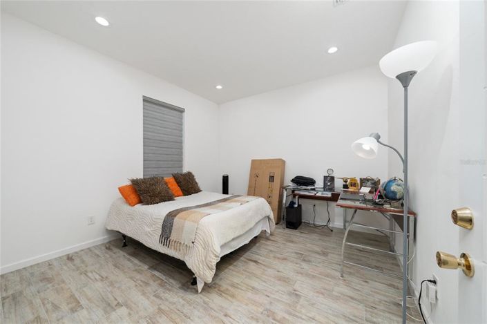 Image No.8-4 Bed Property for sale