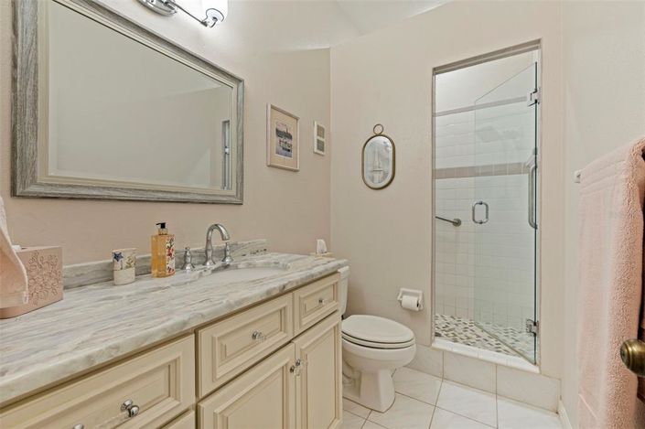 Image No.27-2 Bed Townhouse for sale