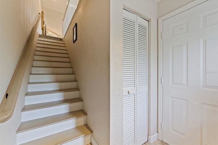 Image No.6-2 Bed Townhouse for sale