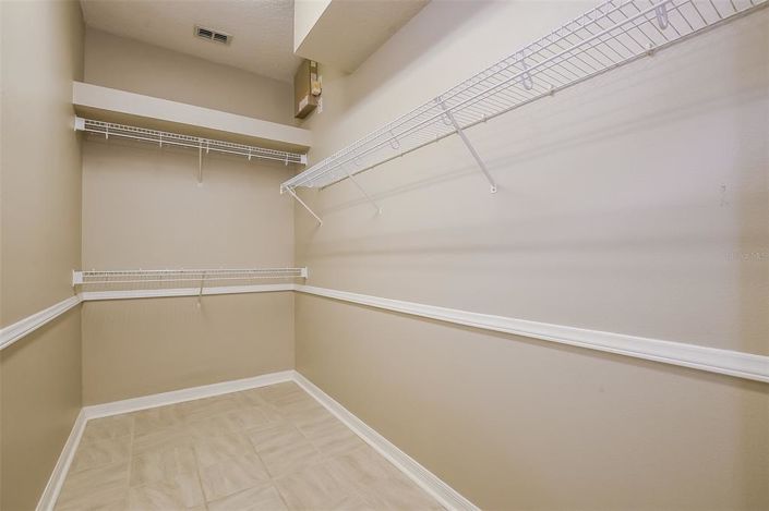 Image No.20-3 Bed Property for sale