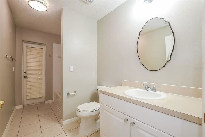 Image No.27-3 Bed Property for sale