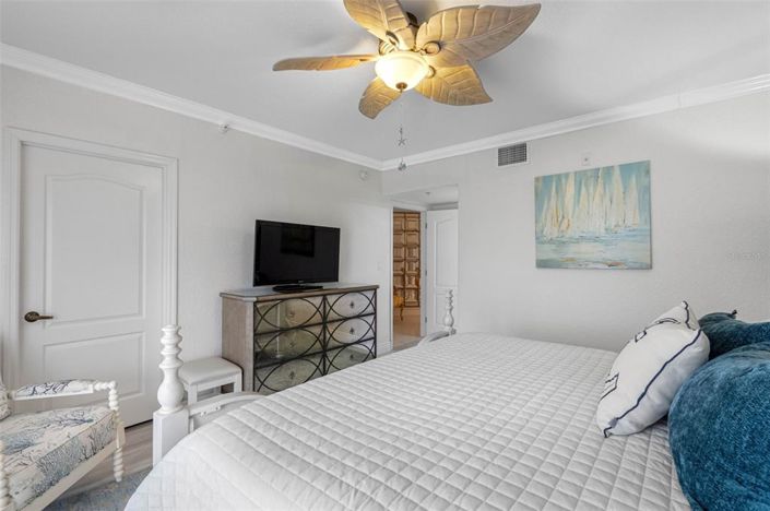 Image No.38-3 Bed Property for sale