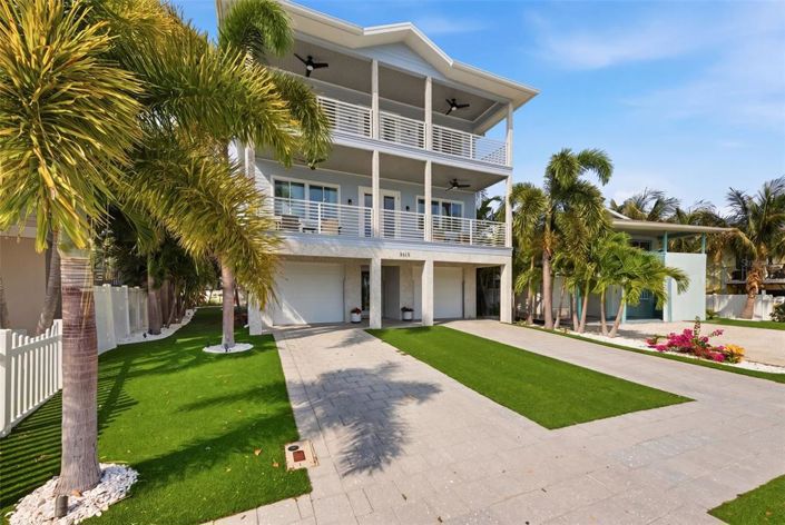 Image No.3-Propriété de 4 chambres à vendre à St. Pete Beach