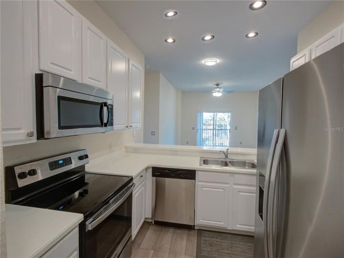 Image No.8-3 Bed Property for sale