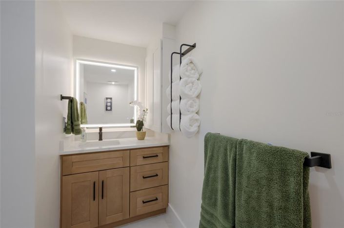 Image No.22-3 Bed Property for sale