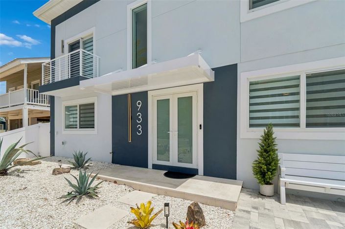 Image No.3-5 Bed Property for sale