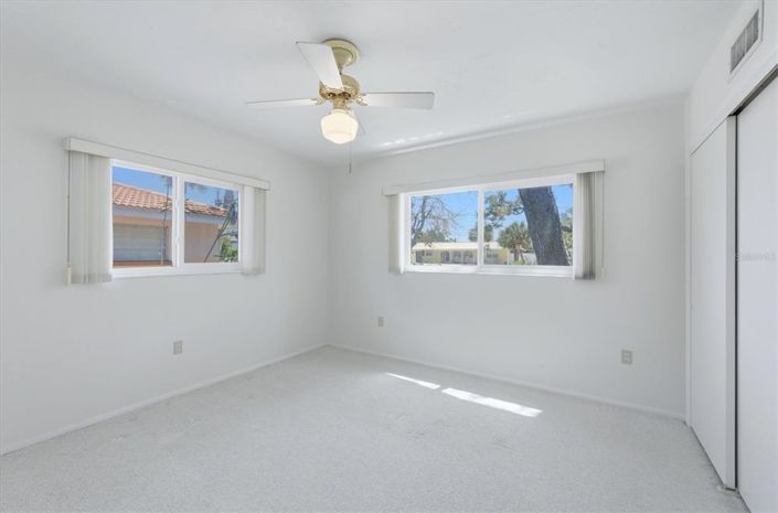Image No.16-Propriété de 2 chambres à vendre à Sarasota