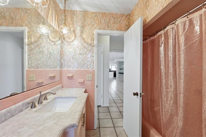 Image No.17-Propriété de 2 chambres à vendre à Sarasota